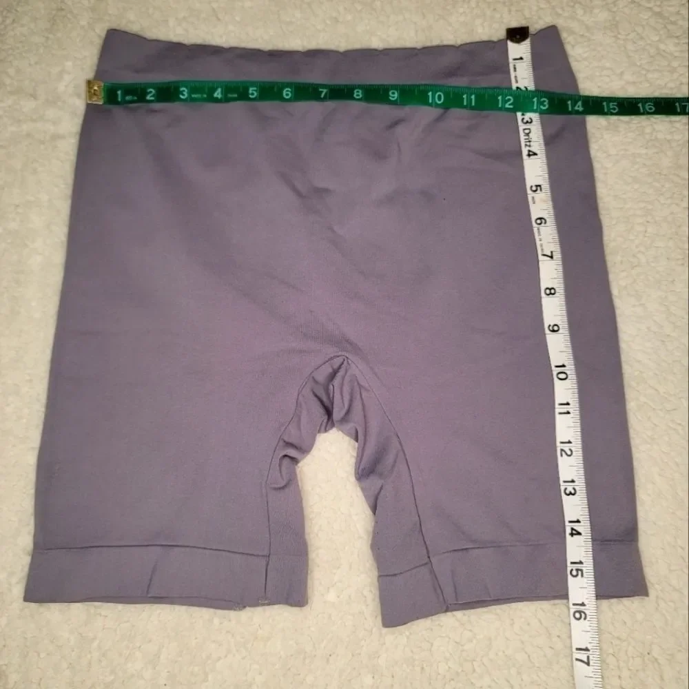 0148. NWOTs ~ Marilyn Monroe Intimates ~ XL ~ So easy to wear!